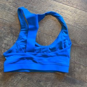 Lululemon Bra Size 6 - no liner